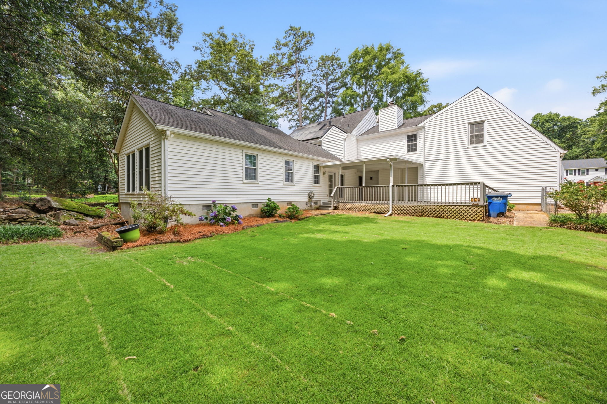 1215 Craddock Way Property Photo 45