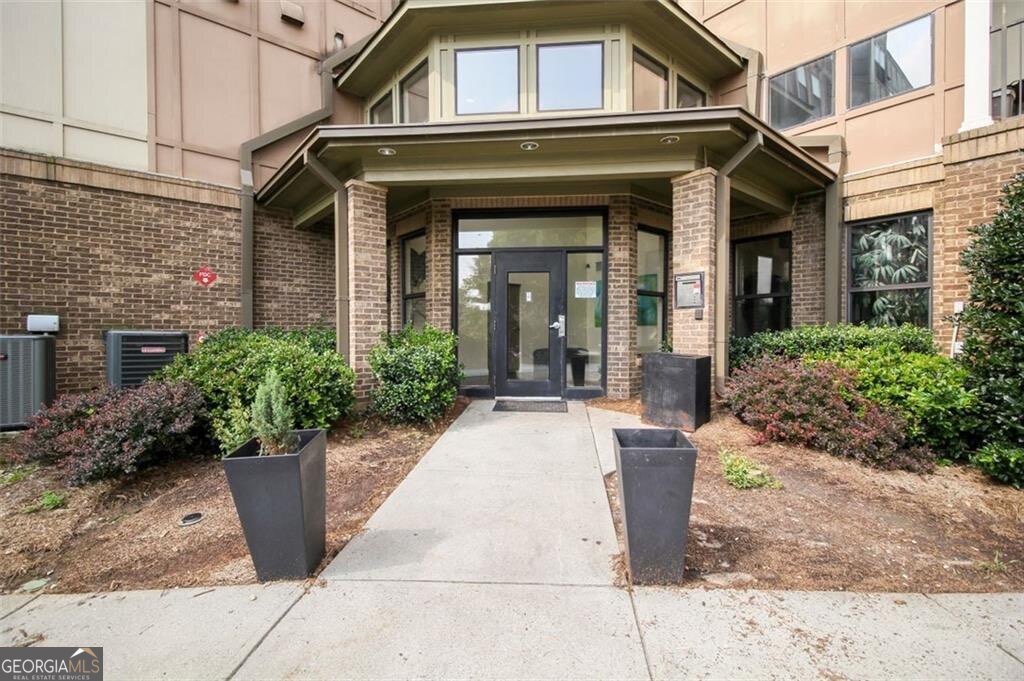 898 Oak Street Sw # 1211 Property Photo 1
