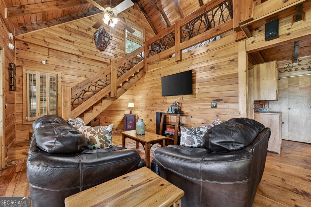 277 Hickory Nut Trail Property Photo 5