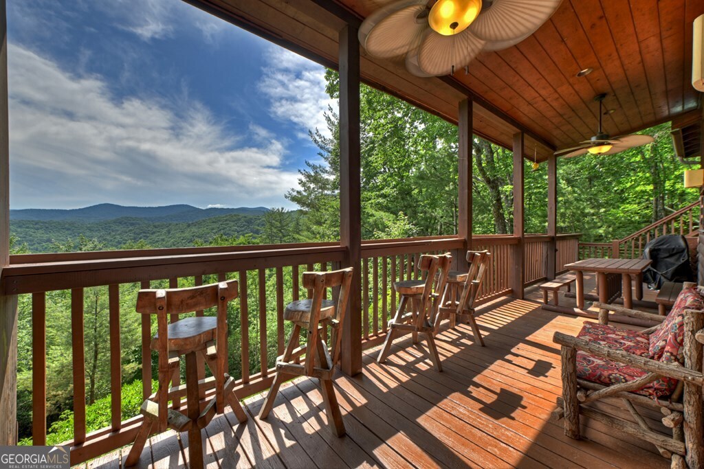 277 Hickory Nut Trail Property Photo 6