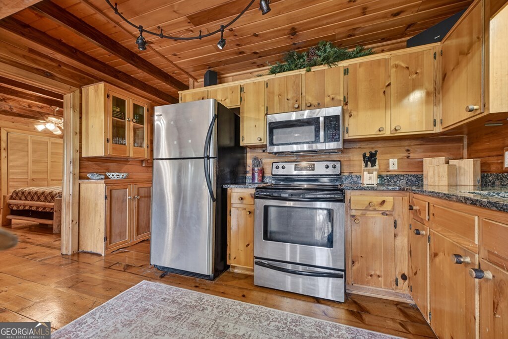 277 Hickory Nut Trail Property Photo 28