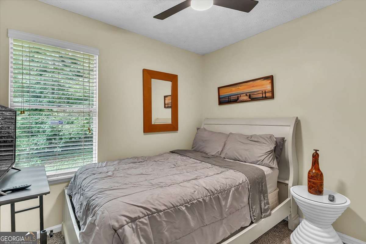 5300 Forest Downs Lane Property Photo 12