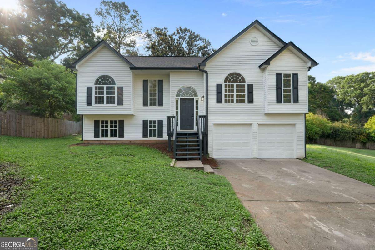 304 Windy Trace Property Photo 1