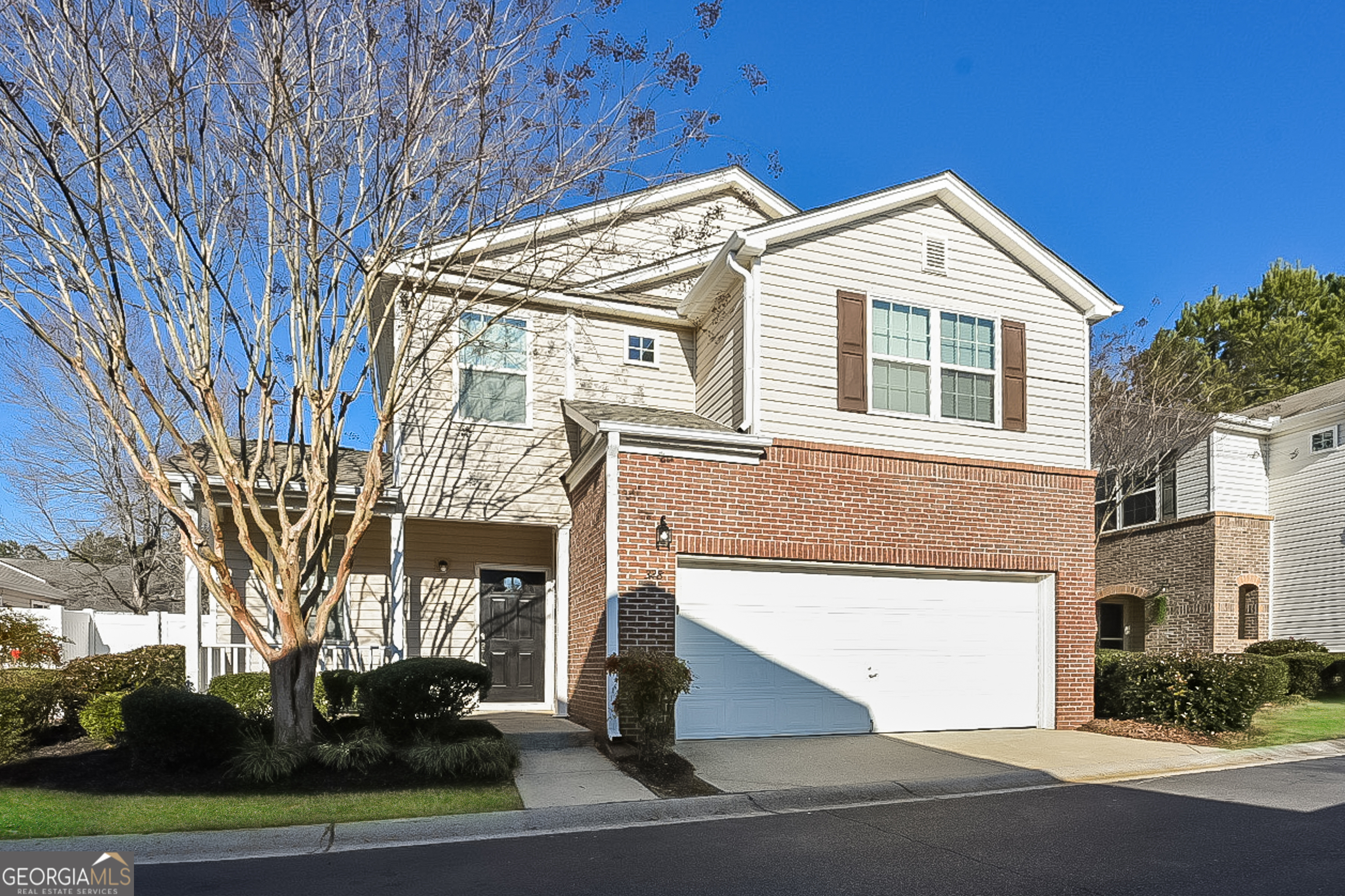 328 Hiawassee Drive Property Photo 1