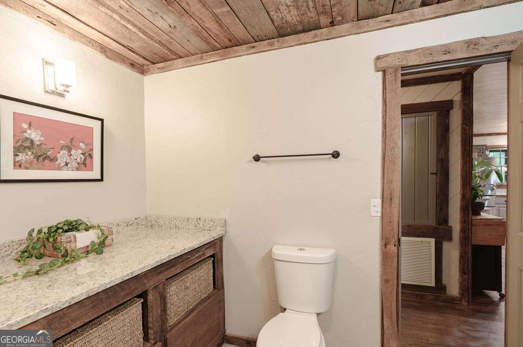 11 Treasure Lane Property Photo 28