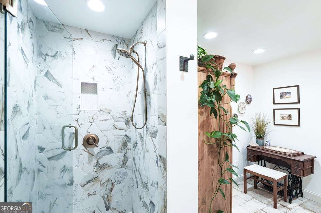 11 Treasure Lane Property Photo 37