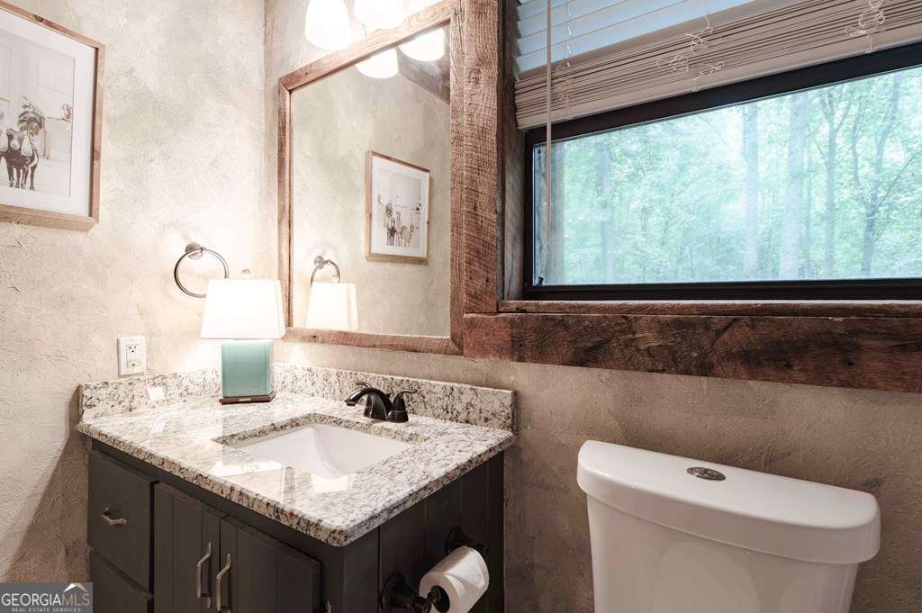 11 Treasure Lane Property Photo 45