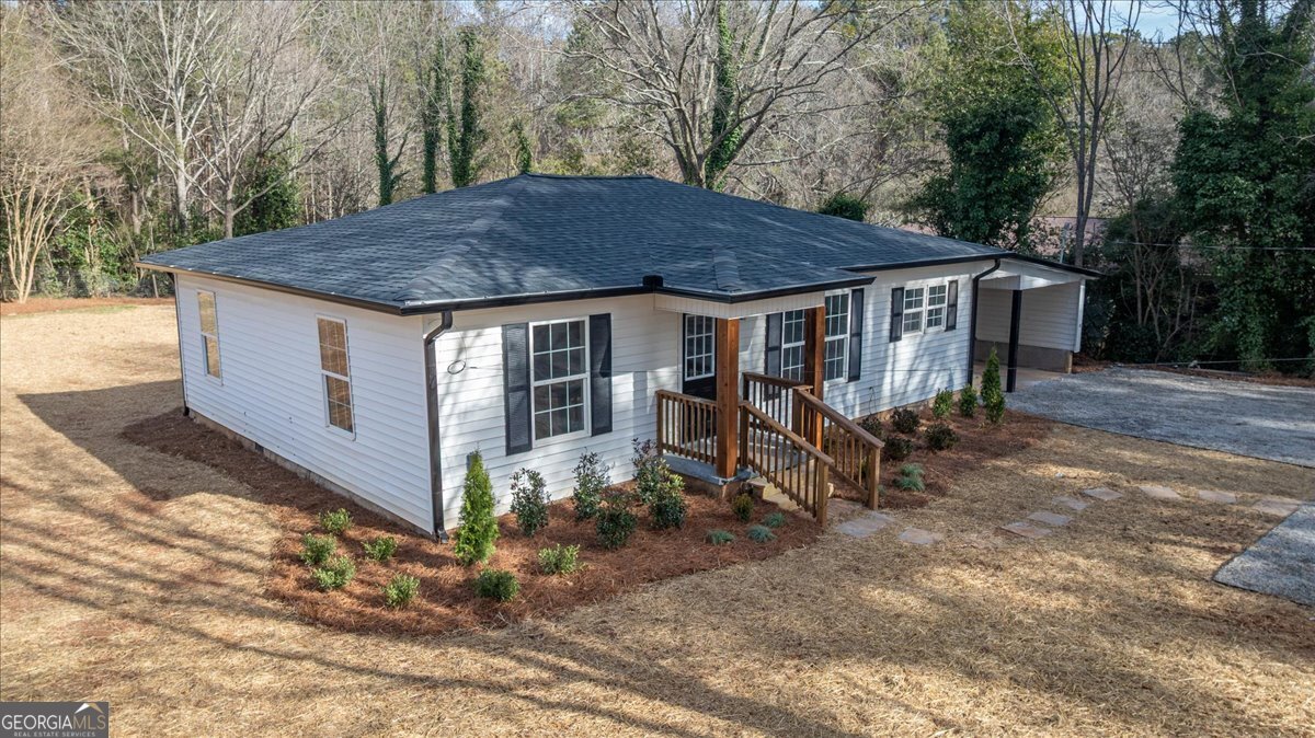 404 Walker Drive Property Photo 2