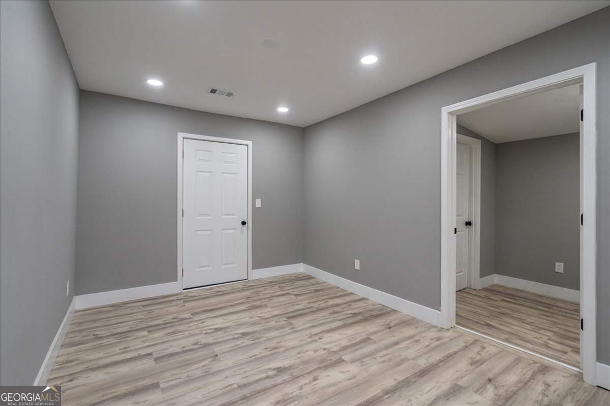 404 Walker Drive Property Photo 12