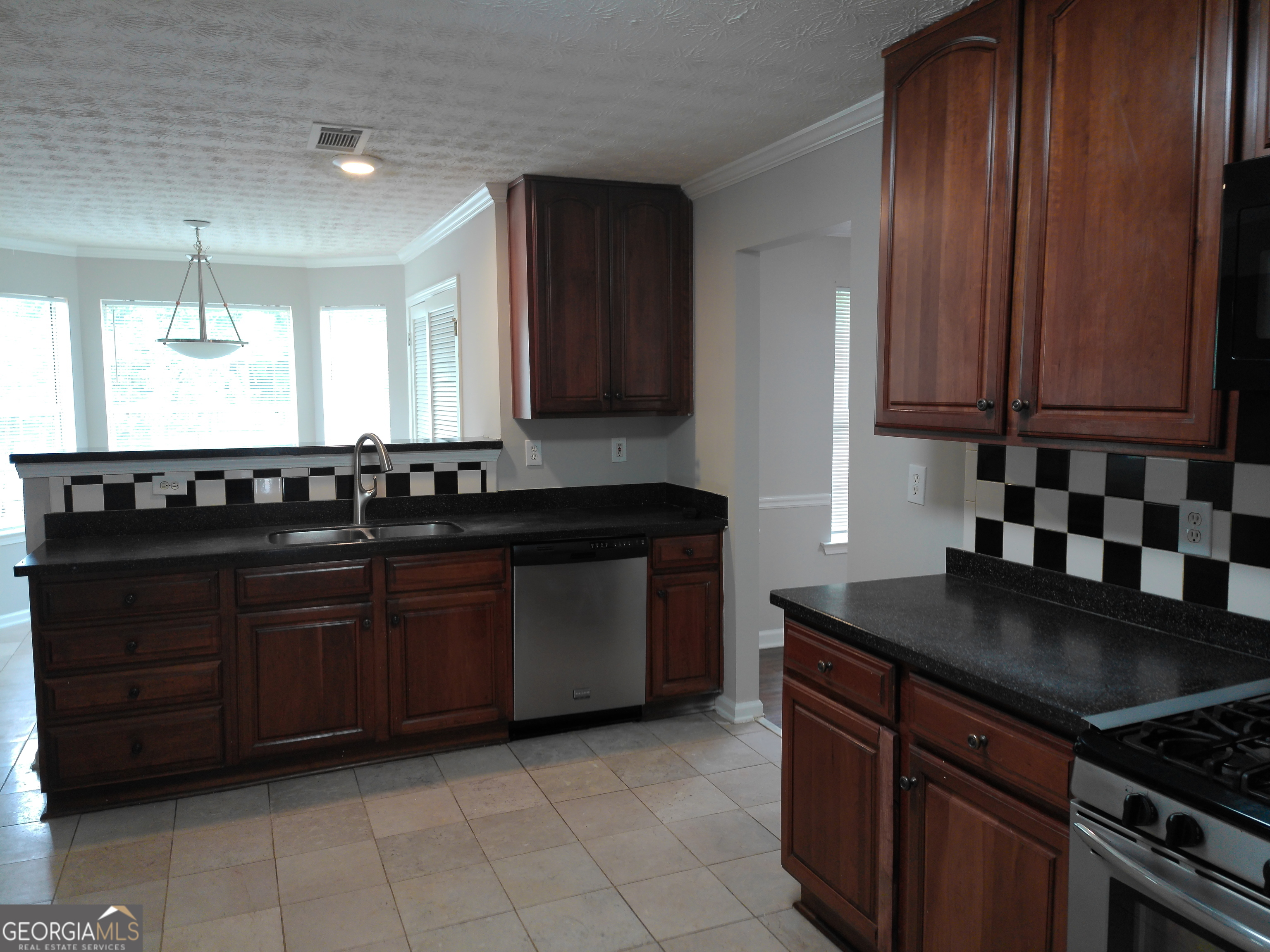 235 Vaness Drive Property Photo 6