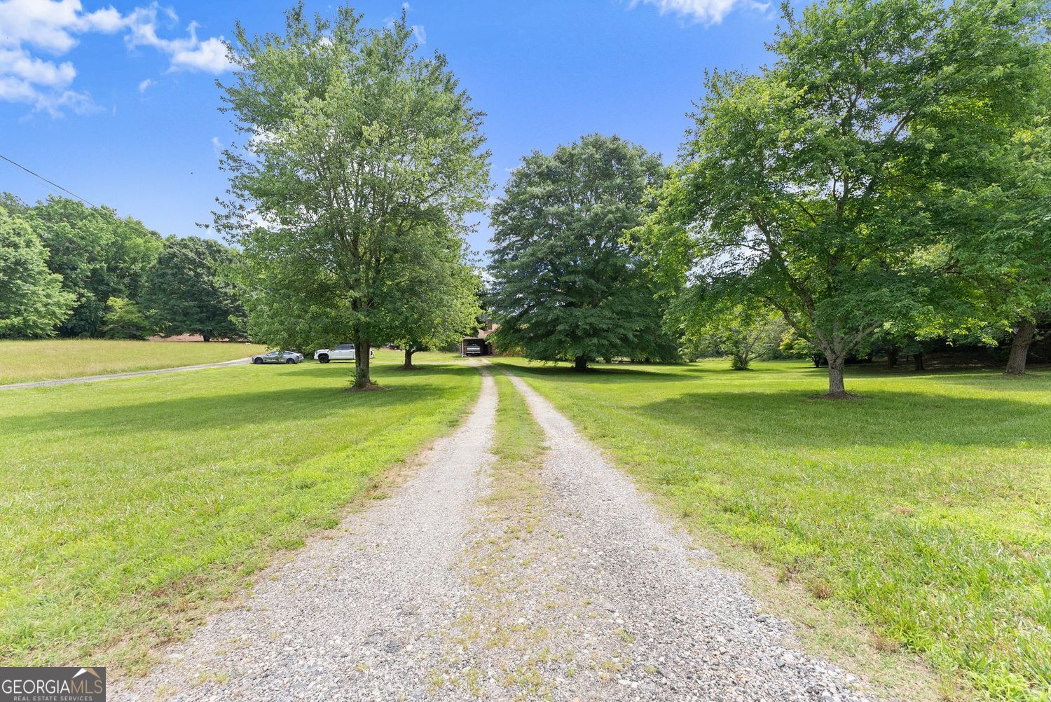 5590 Howard Road Property Photo 9