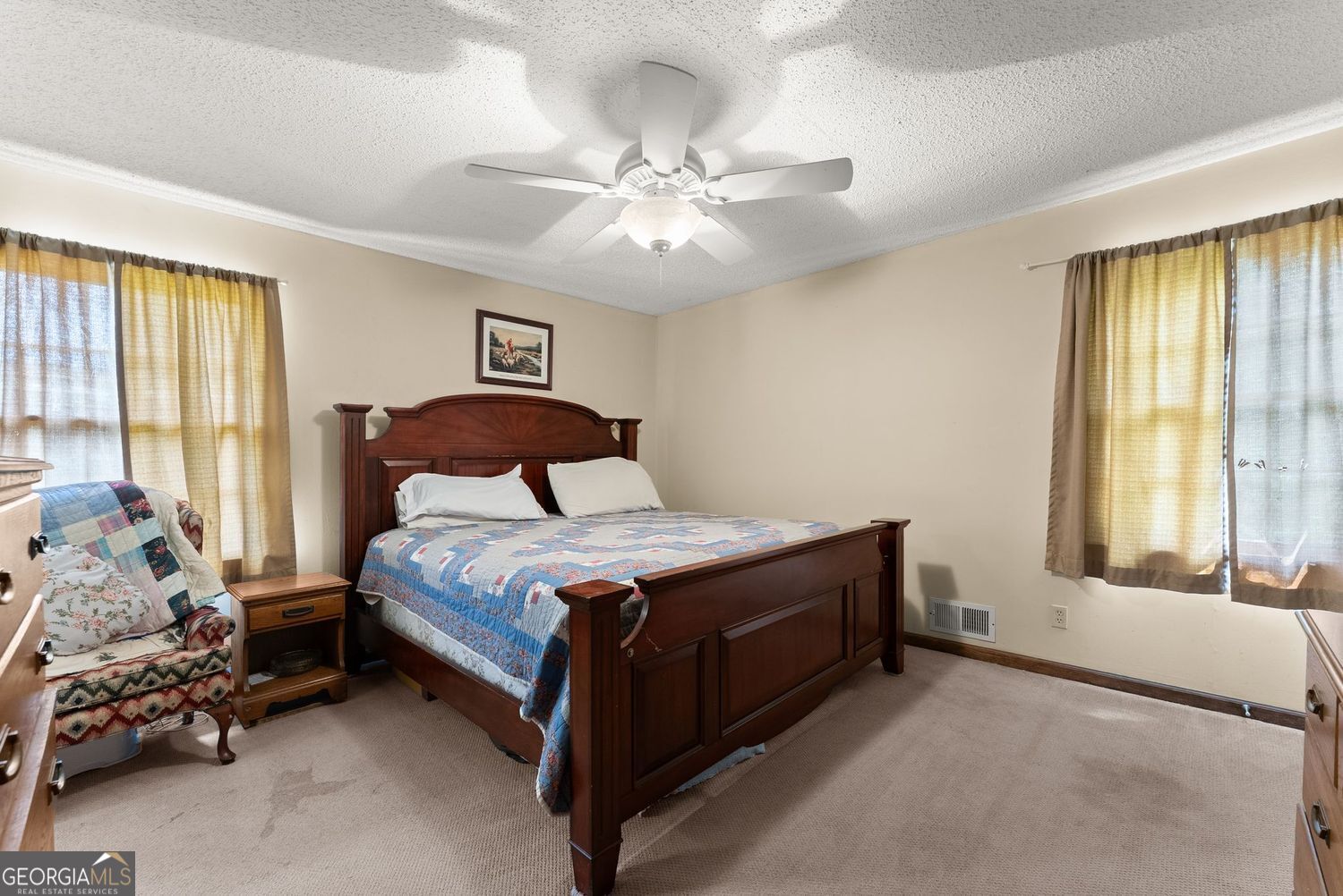 5590 Howard Road Property Photo 16