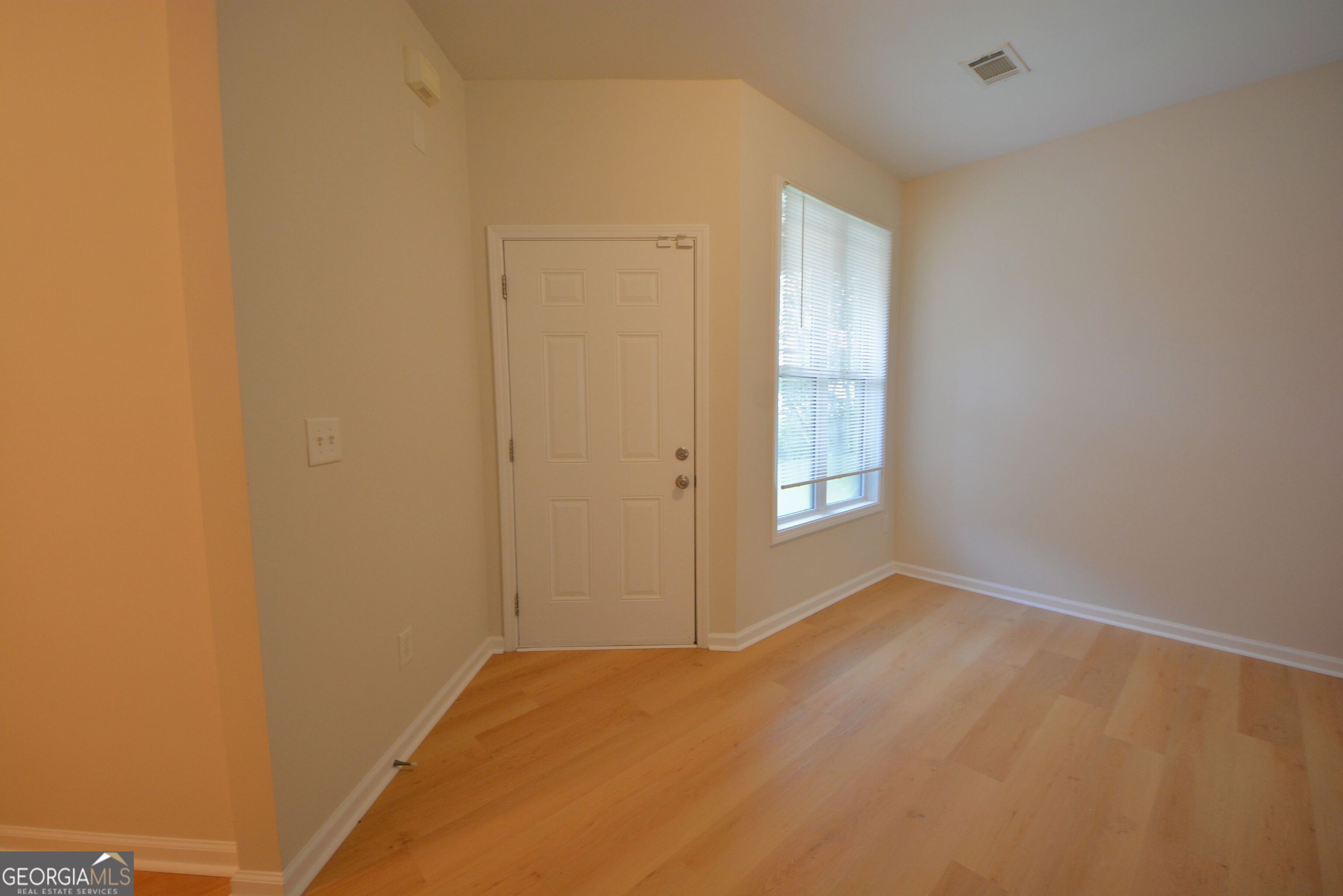 1550 Persimmon Trace Property Photo 10