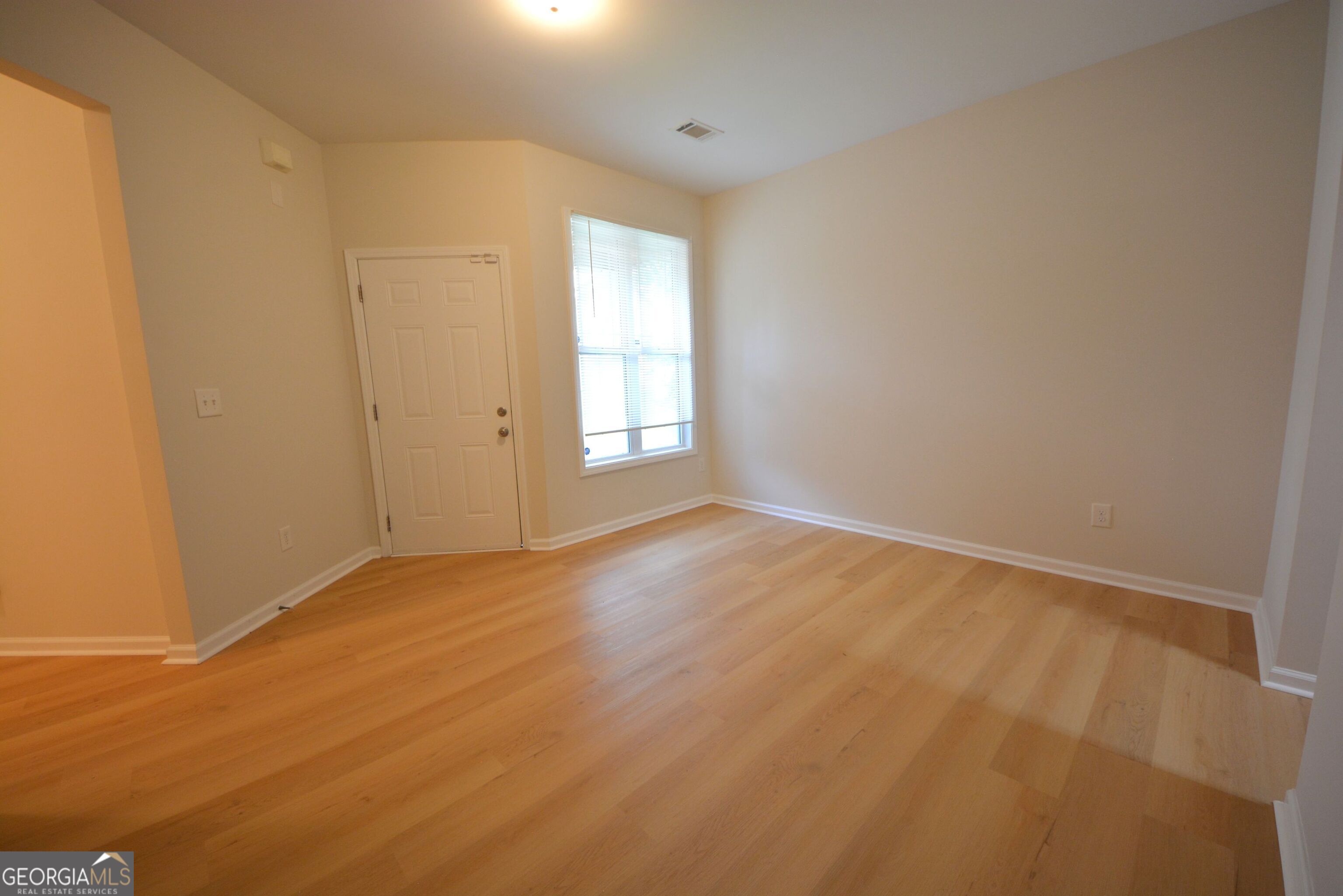 1550 Persimmon Trace Property Photo 13