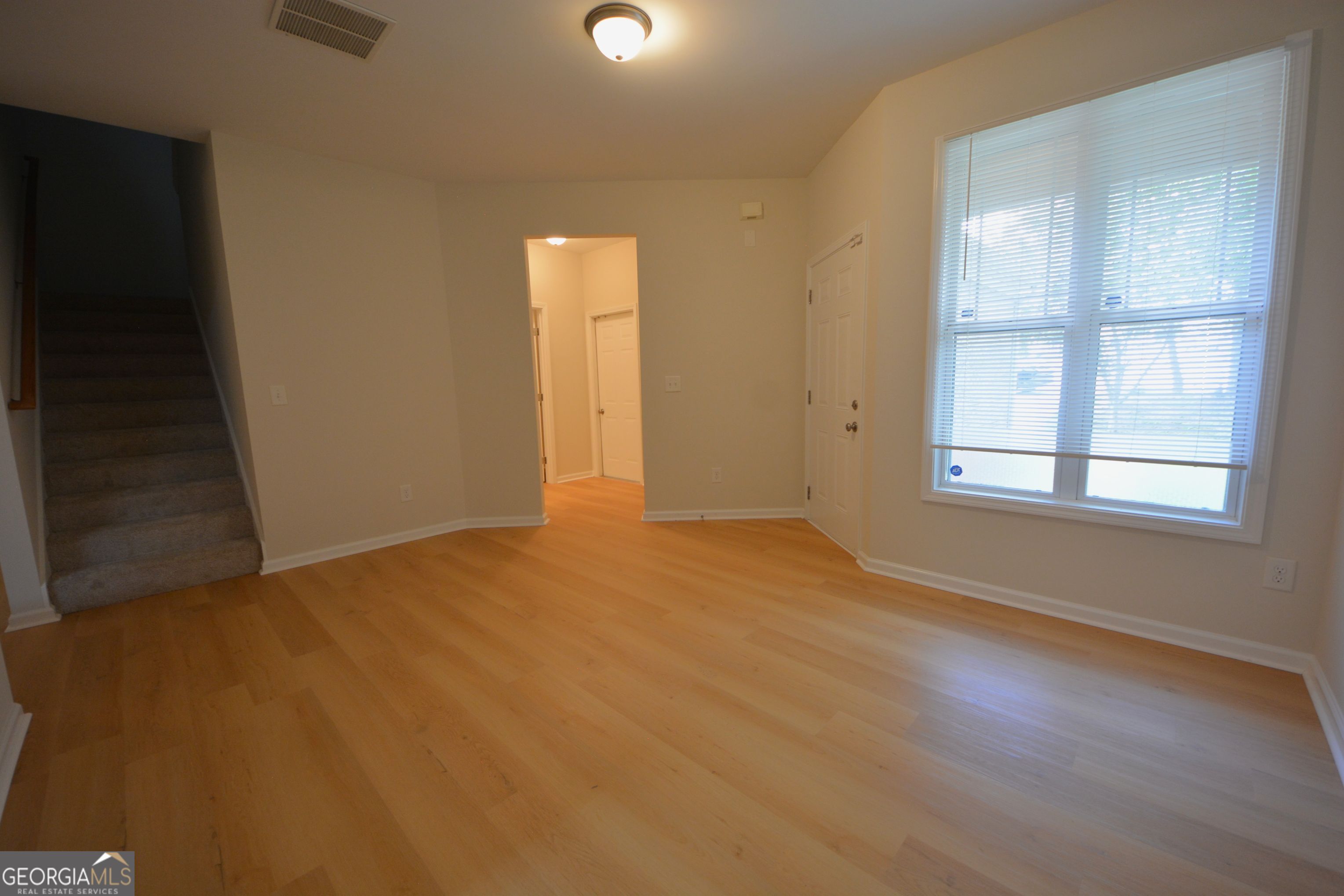 1550 Persimmon Trace Property Photo 14