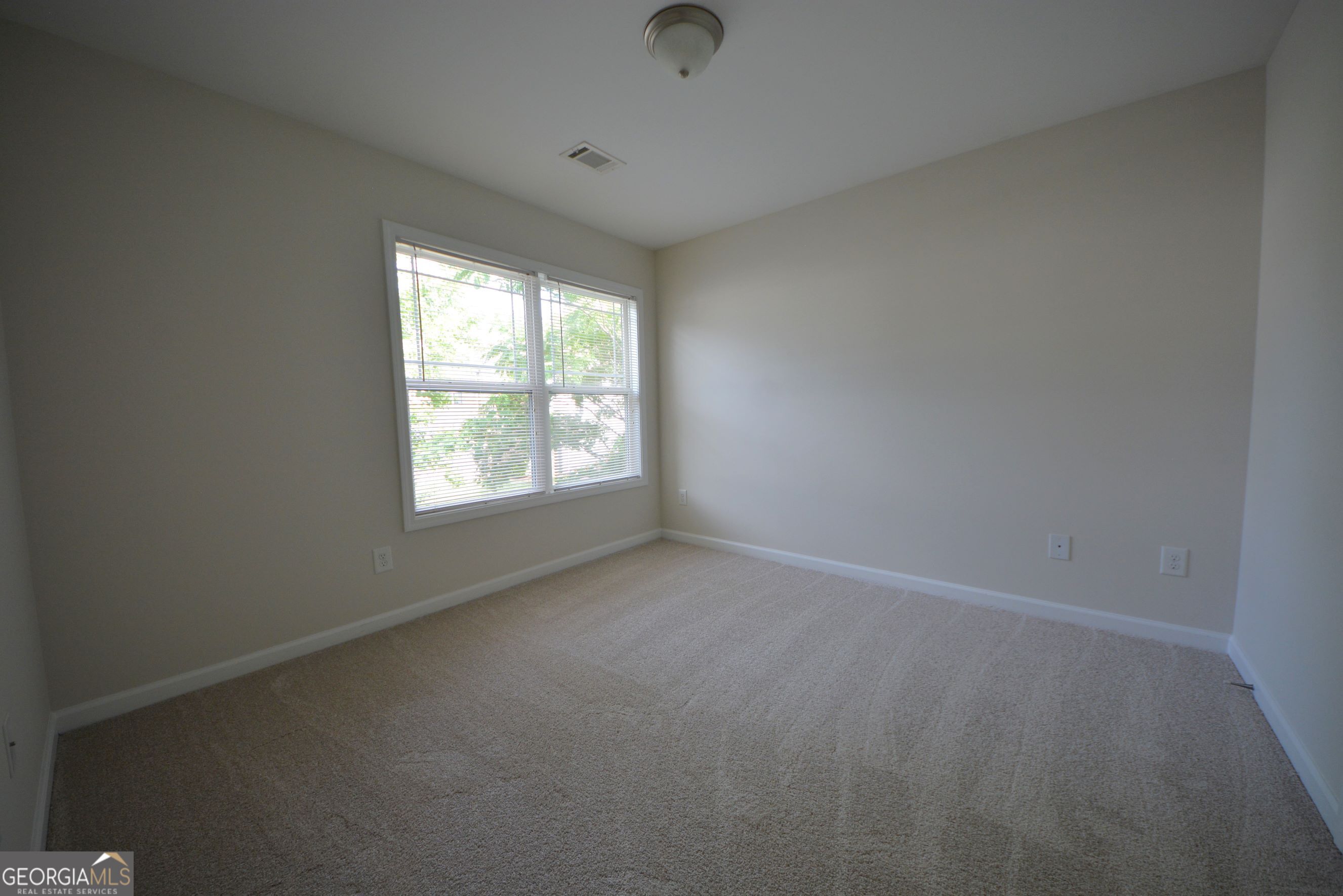 1550 Persimmon Trace Property Photo 36
