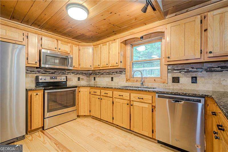 213 Moonshine Hollow Property Photo 15
