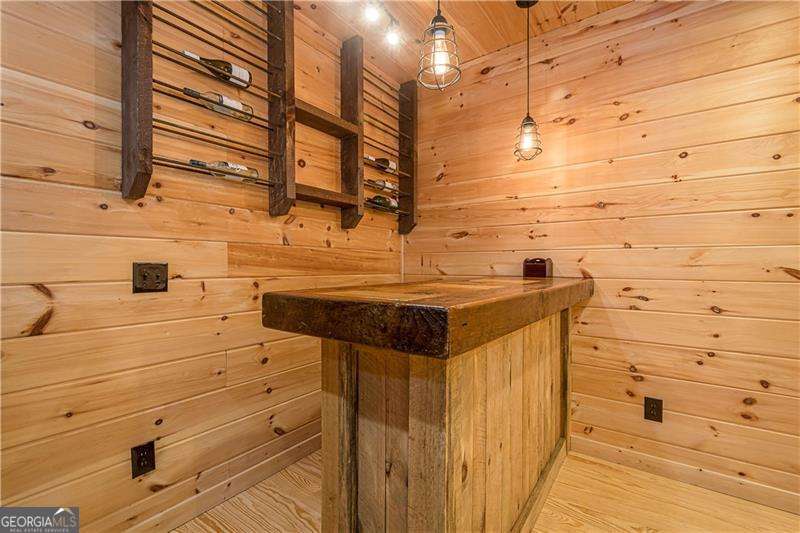 213 Moonshine Hollow Property Photo 37