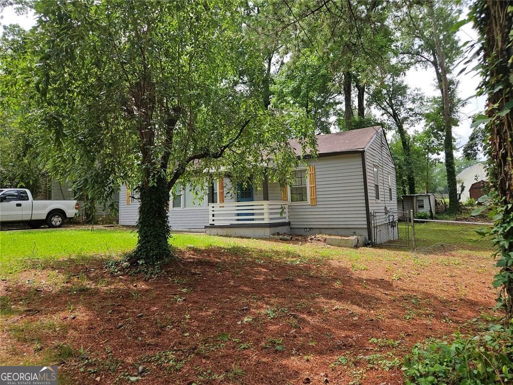 4153 Lindsey Drive Property Photo 2