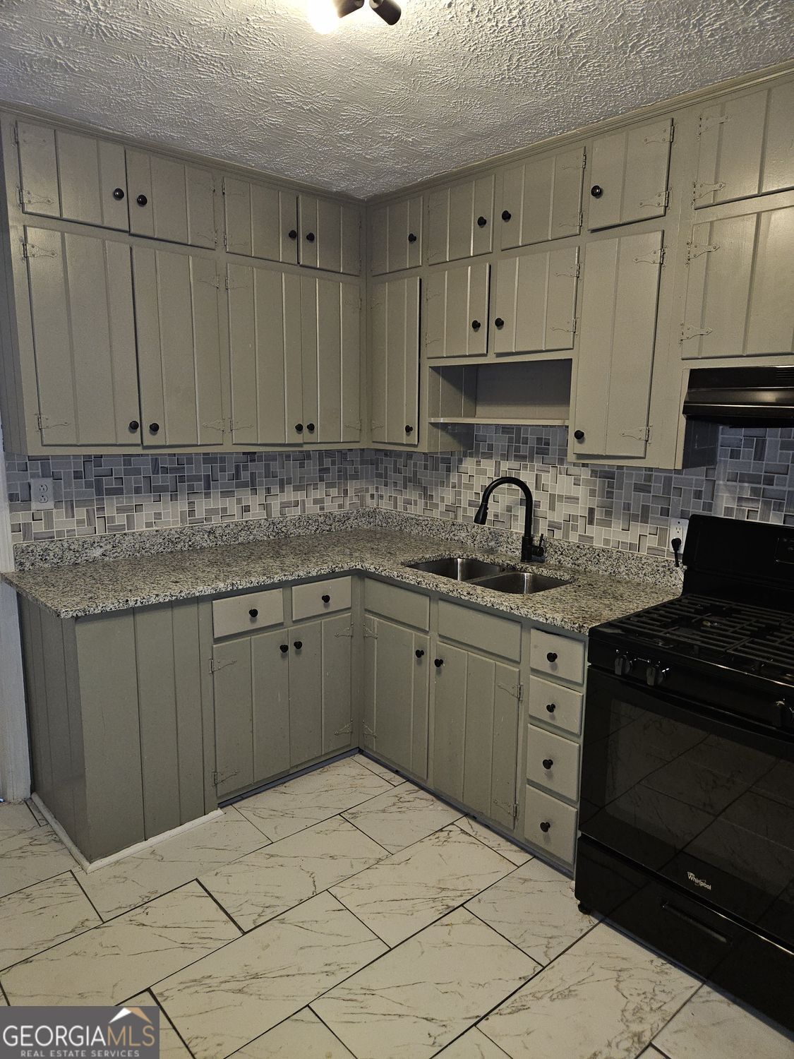 4153 Lindsey Drive Property Photo 10