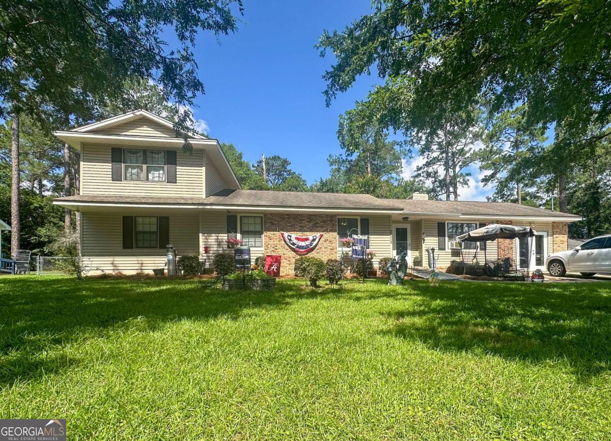 2608 Davis Avenue Property Photo 1