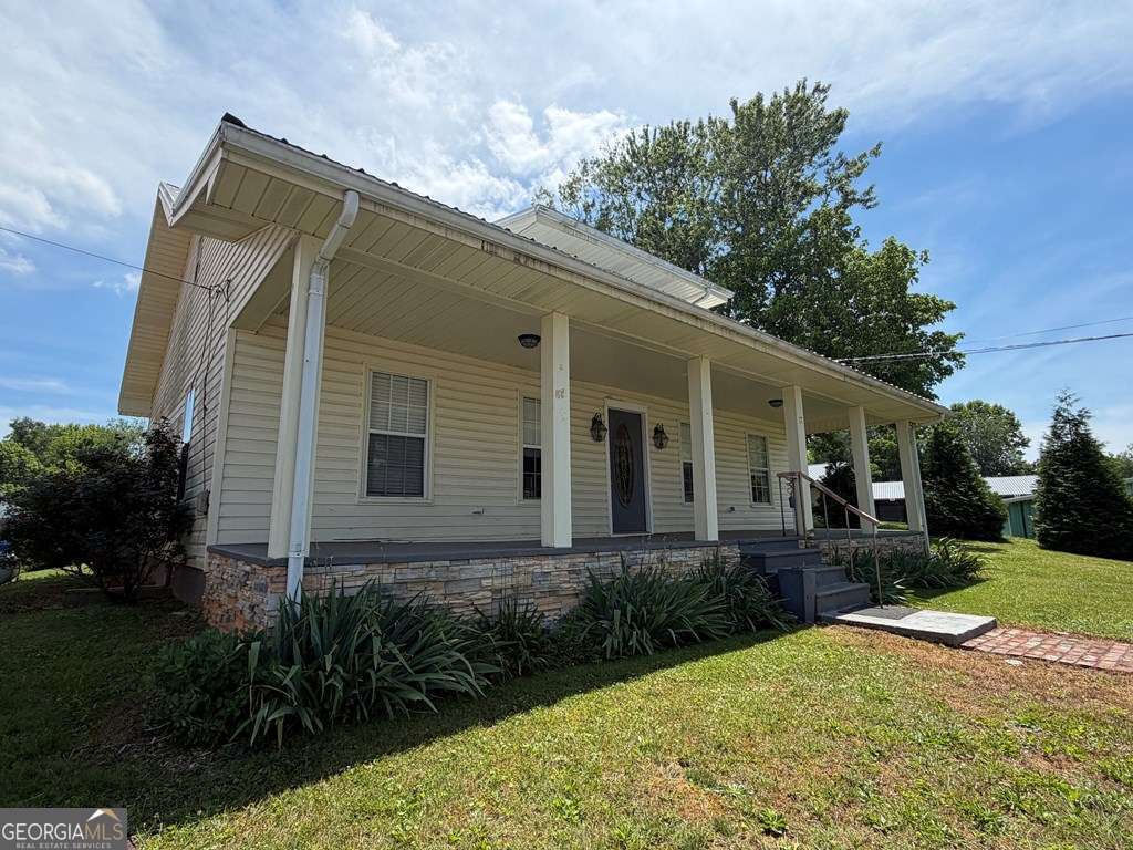 17 Town Square Road Property Photo 12