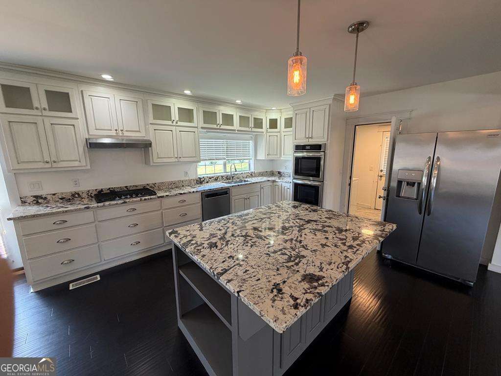 17 Town Square Road Property Photo 20