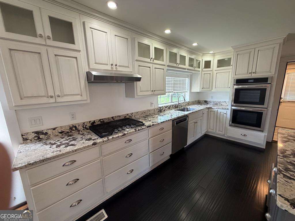 17 Town Square Road Property Photo 21