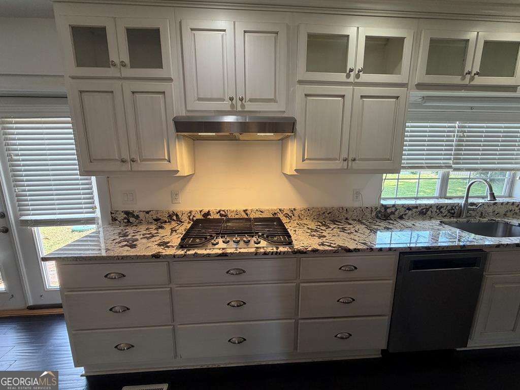 17 Town Square Road Property Photo 34