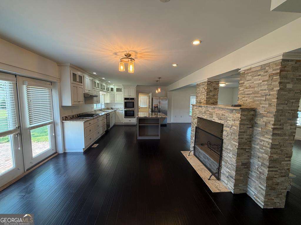 17 Town Square Road Property Photo 52