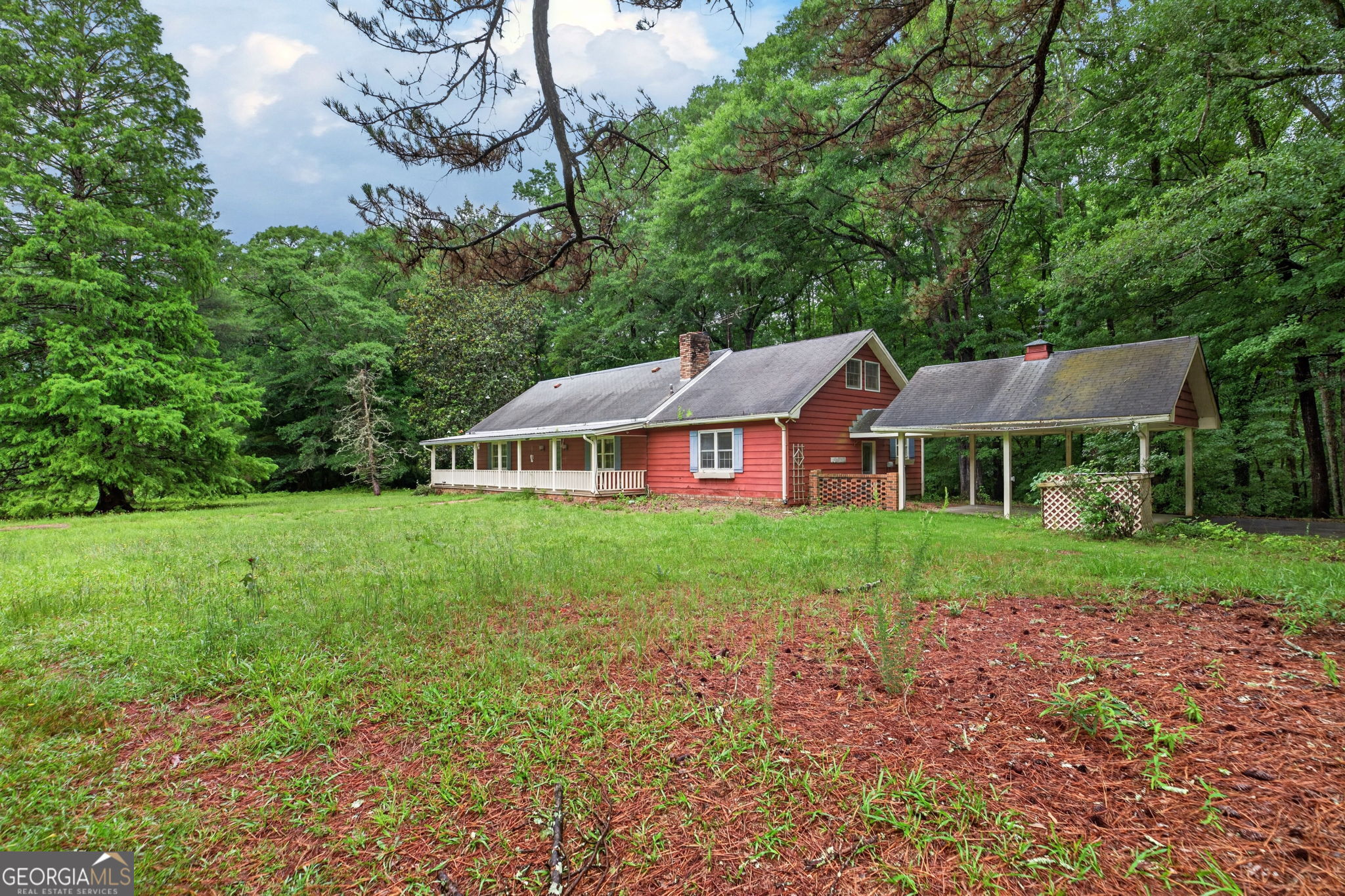 215 Boone Road Property Photo 1
