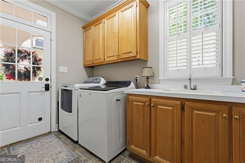 256 Westchester Drive Property Photo 27