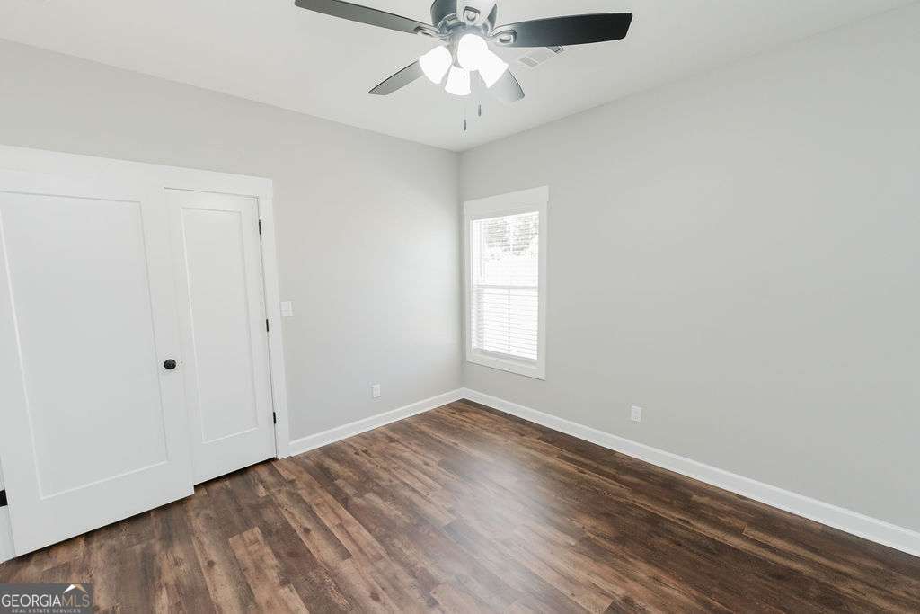110 Pine Point Circle Property Photo 8