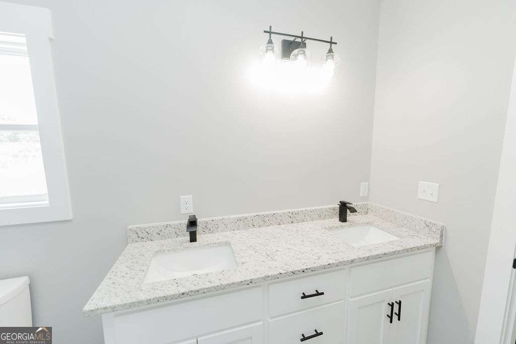 110 Pine Point Circle Property Photo 16
