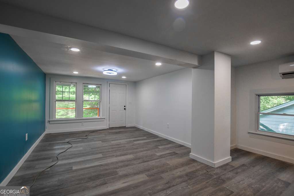 3 Roseway Circle Ne Property Photo 4
