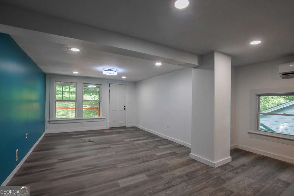 3 Roseway Circle Ne Property Photo 5