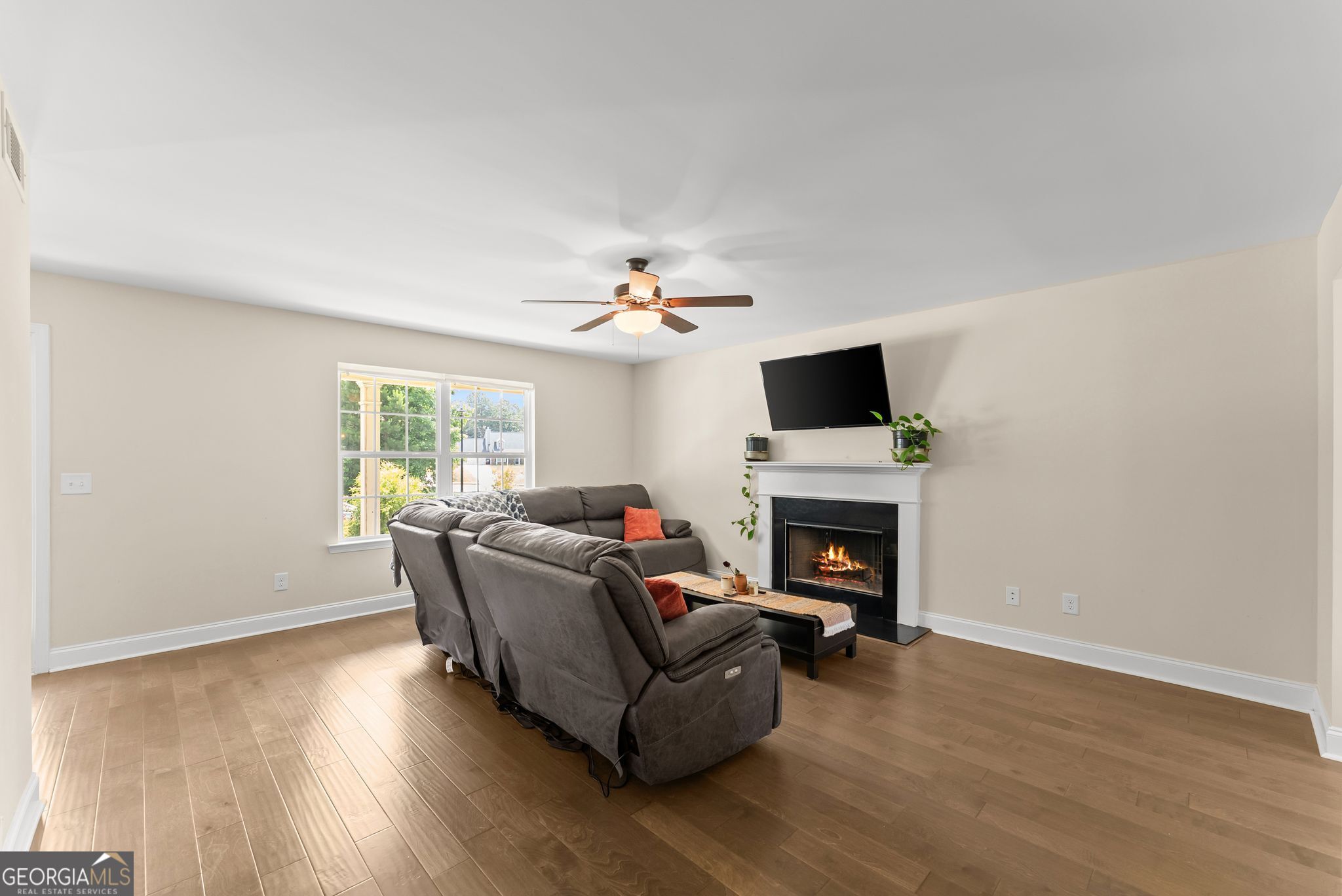 5442 Stepstone Way Property Photo 6