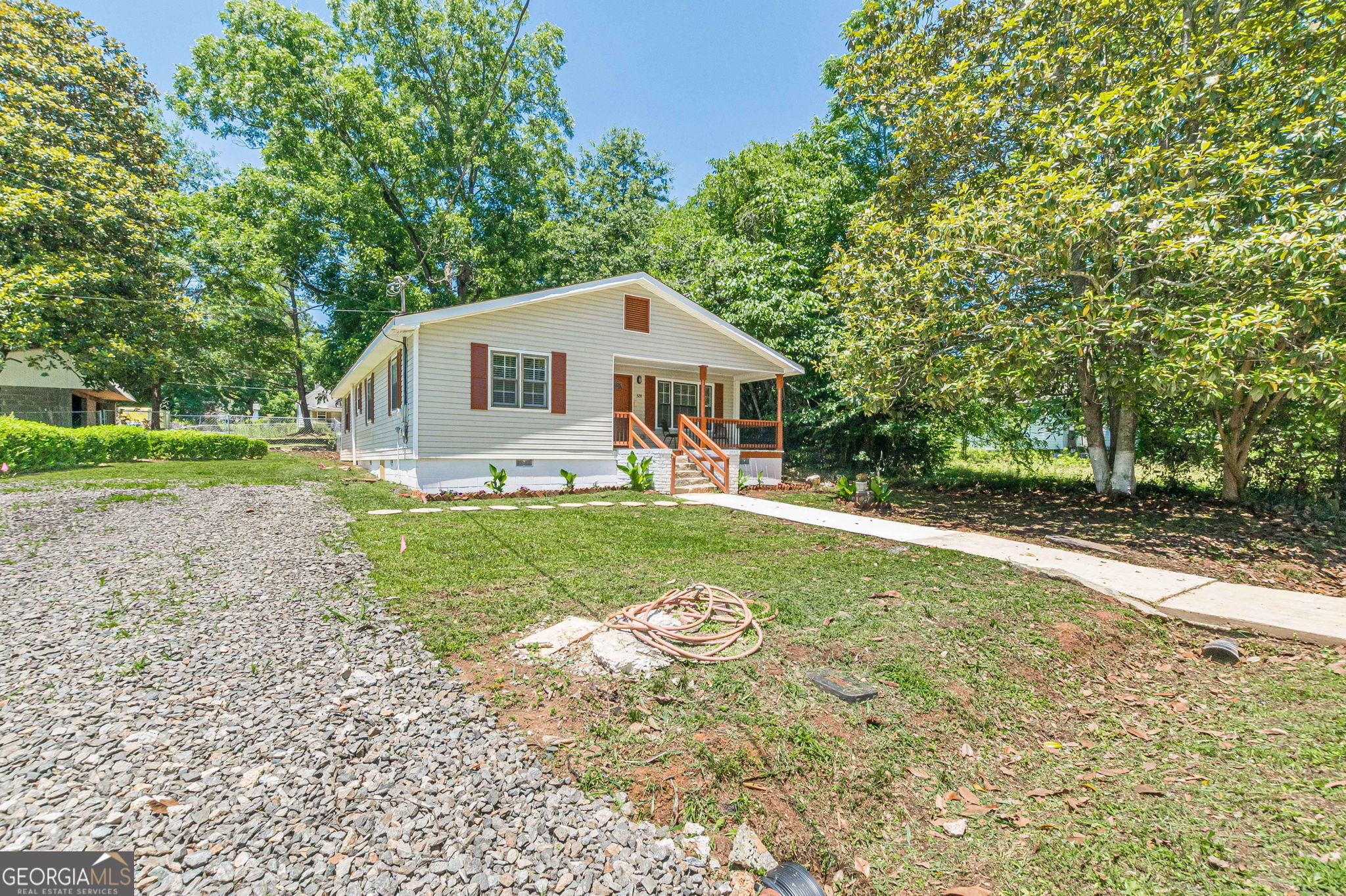 328 Carter Street Property Photo 1