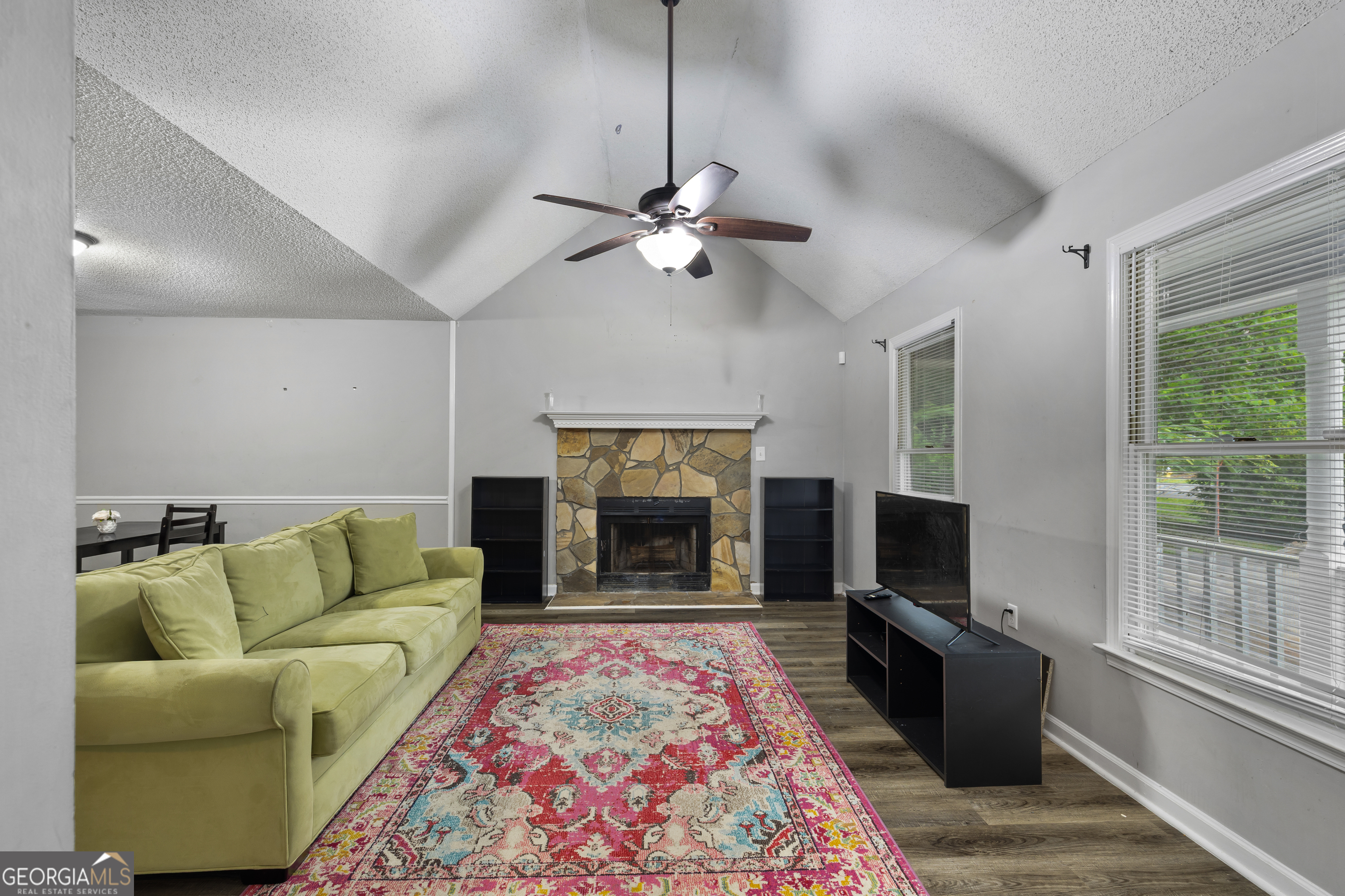 2055 Greentree Parkway Property Photo 3