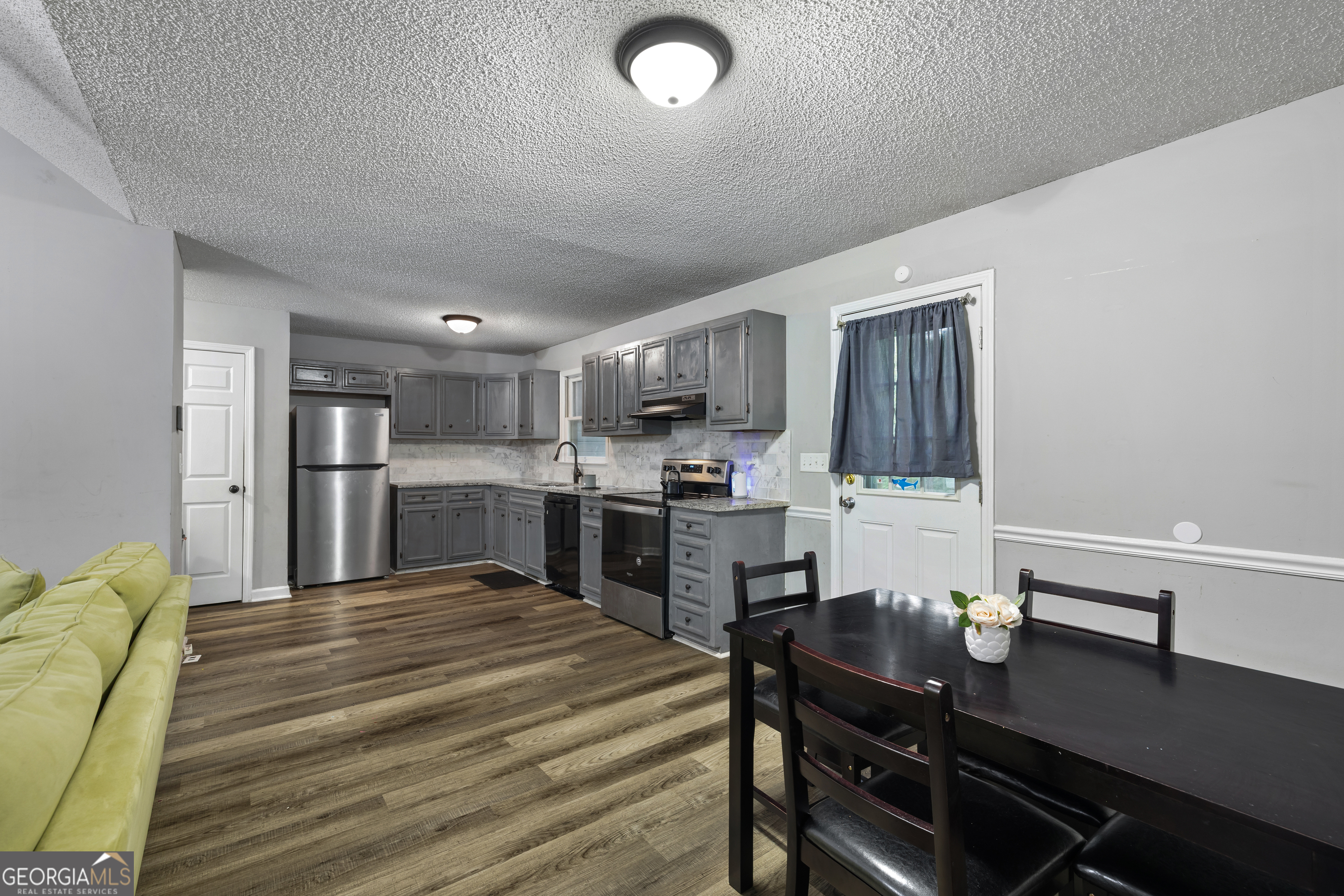 2055 Greentree Parkway Property Photo 6