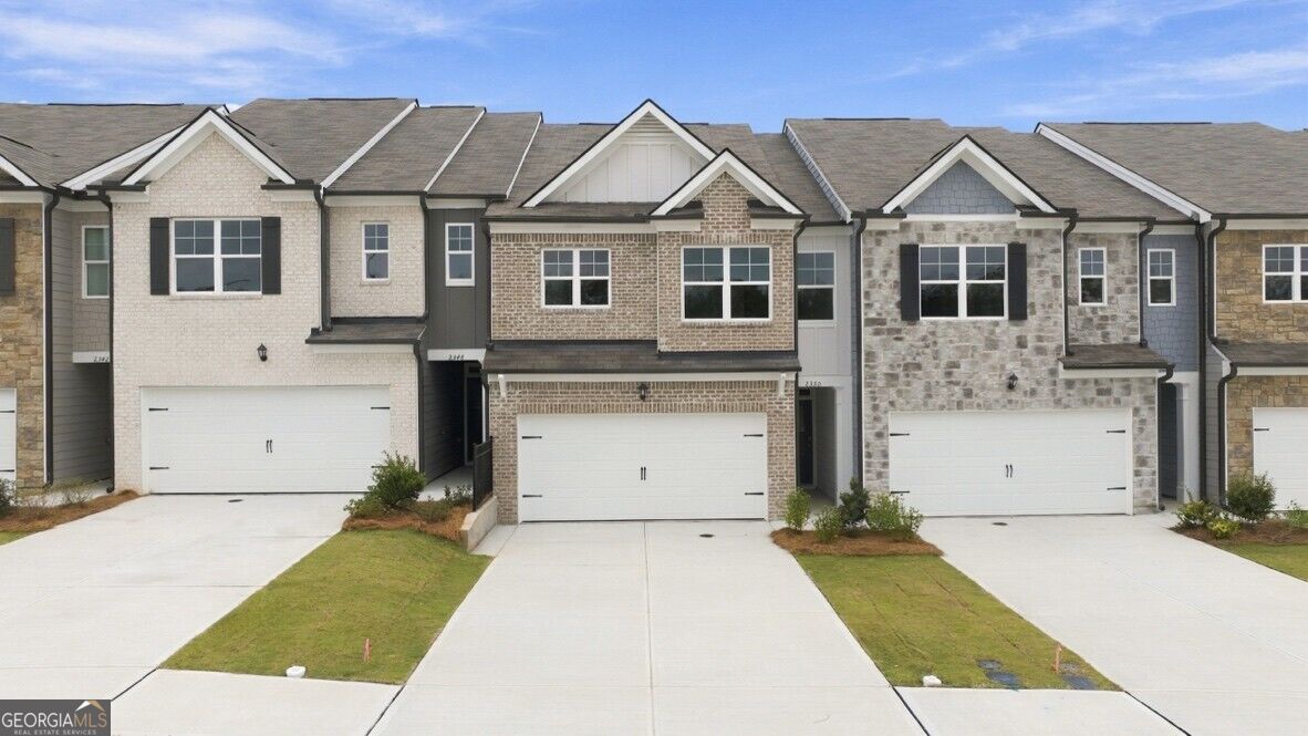 2350 Carlton Parkway Property Photo 1