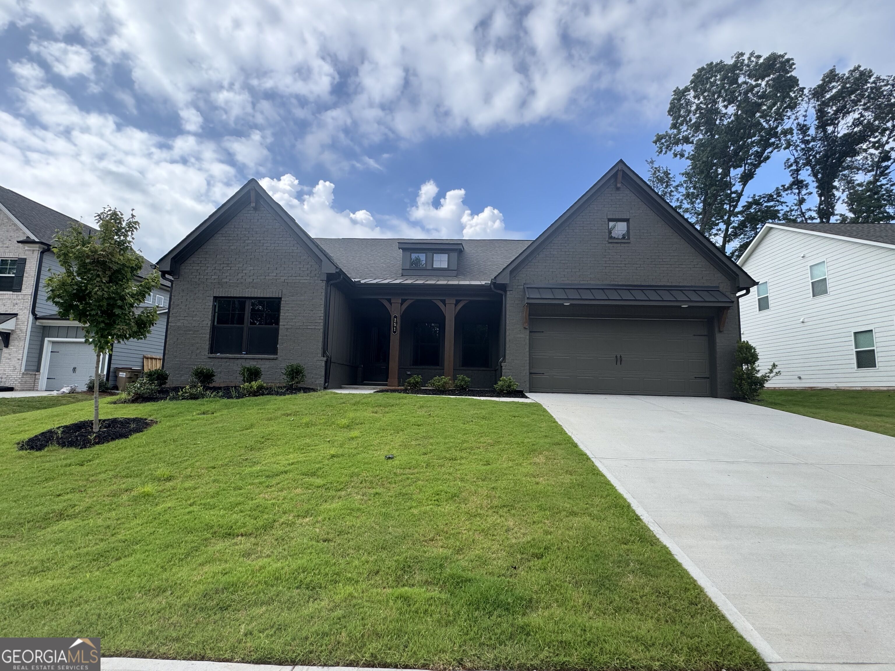 251 Rosewood Park Drive Property Photo 1