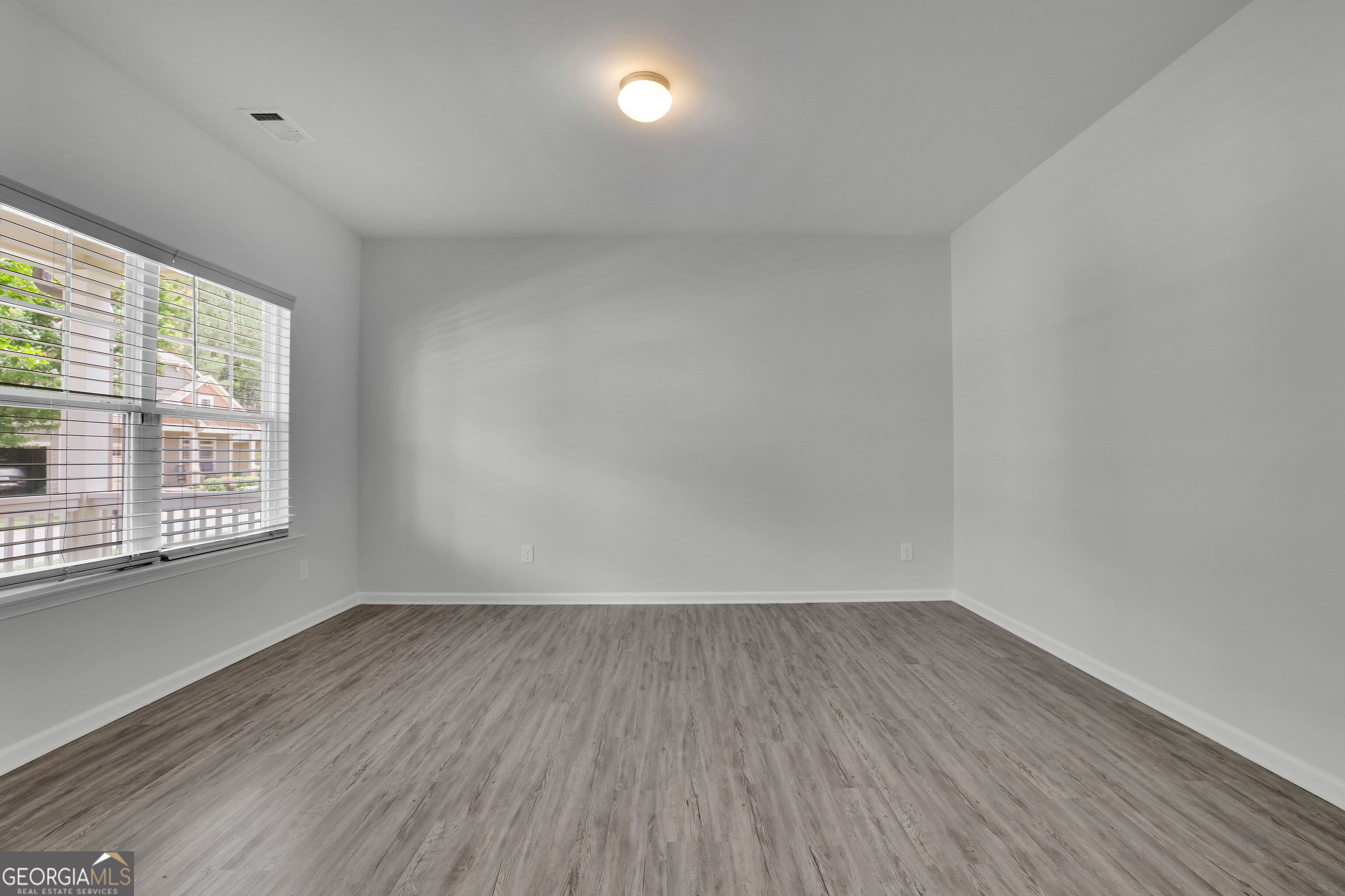 410 Trail Finders Way Property Photo 13