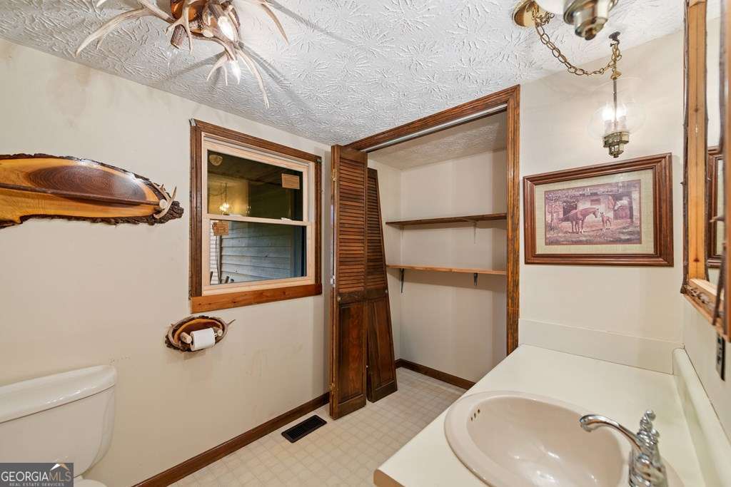 1898 Kimsey Dairy Road Property Photo 37