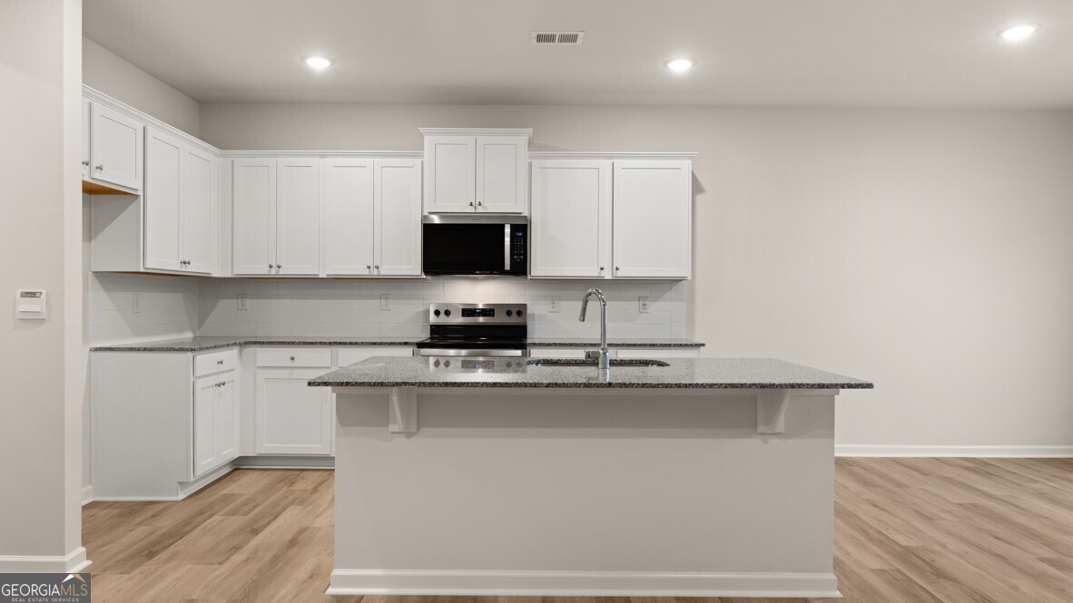 2346 Carlton Parkway Property Photo 5