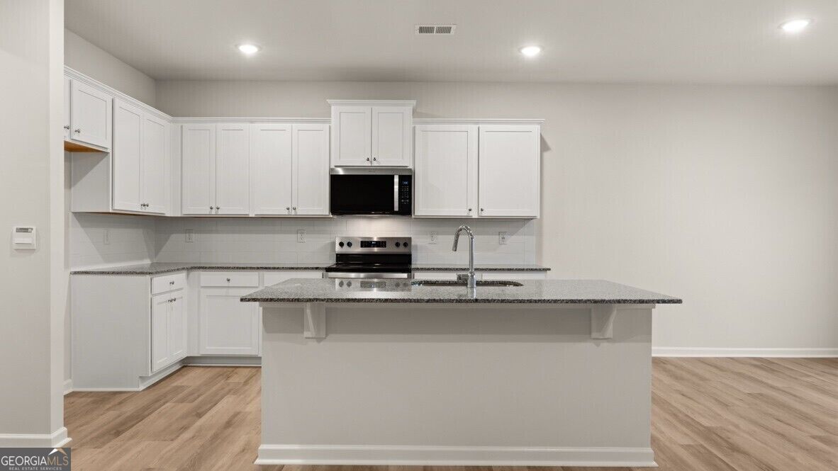 2354 Carlton Parkway Property Photo 6