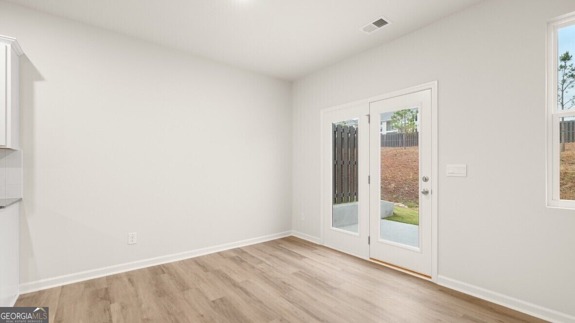 2354 Carlton Parkway Property Photo 9
