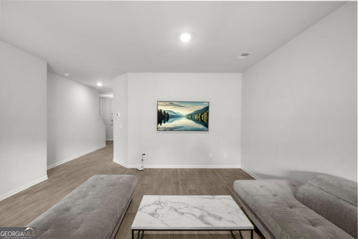 6907 Rogers Point Property Photo 10