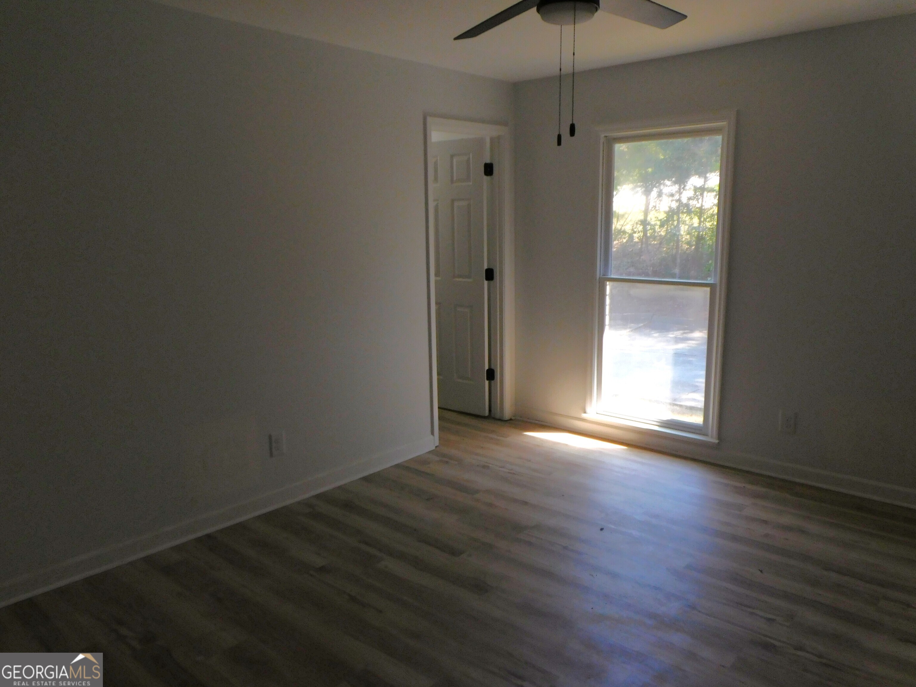 1286 Britain Drive Property Photo 11