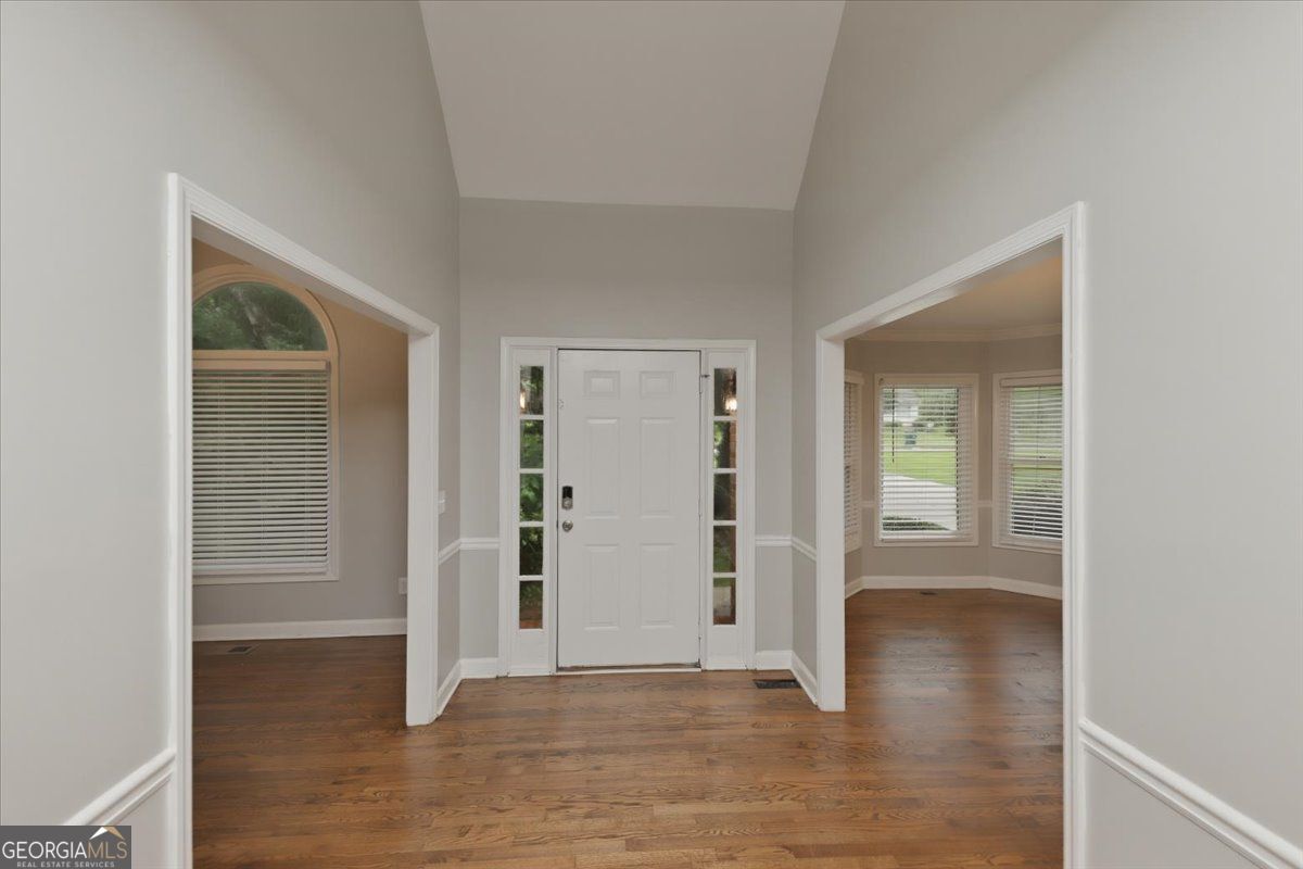 1798 Poinsettia Drive Property Photo 3